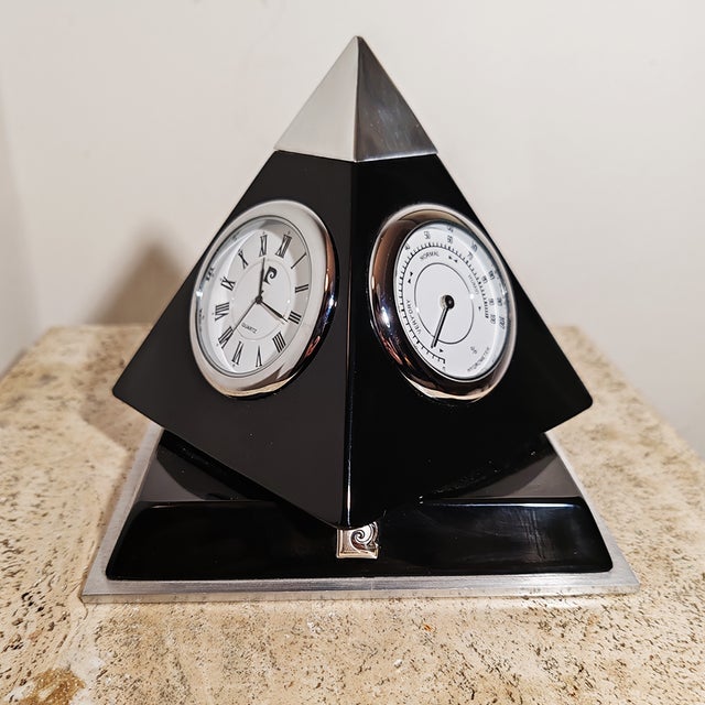 Black Pyramide Table Clock by Gianfranco Ferrè, Italy, 1970s For Sale - Image 4 of 10