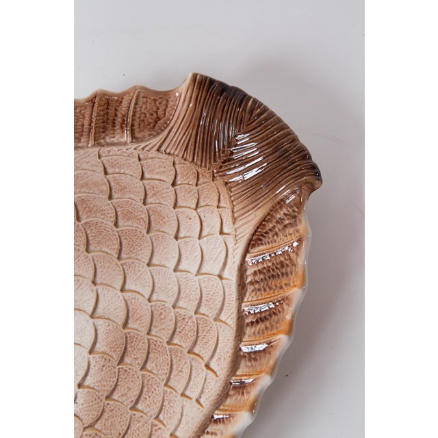 Fish Serving Set with Platter and Plates by Sarreguemines, 1960s, Set of 6 For Sale - Image 10 of 12