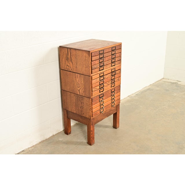 Globe Wernicke Antique Arts & Crafts 15-Drawer Flat Cabinet, Circa 1900 For Sale - Image 4 of 12