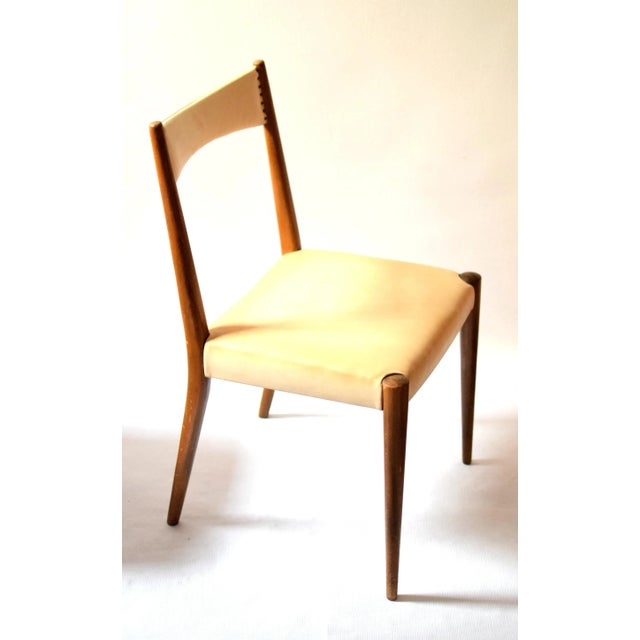 4 chairs which were in 1953 designed by the architect Anna-Lülja Praun for Home & Garden. Produced by Wiesner-Hager. They...