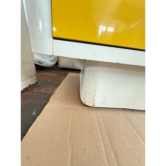 Yellow 1970s Space Age Broyhill 9 Drawers Lowboy Dresser For Sale - Image 8 of 12