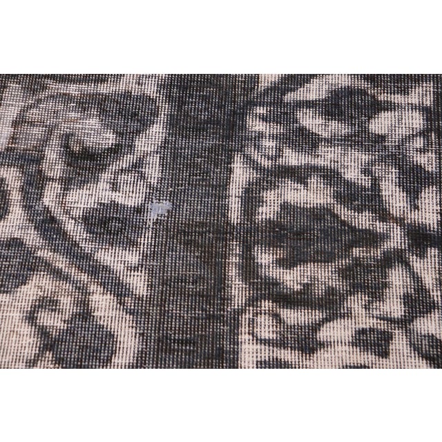 1980s Retro Persian Gray/Ivory Wool Rug - 9'5'' X 11'11'' For Sale - Image 5 of 10