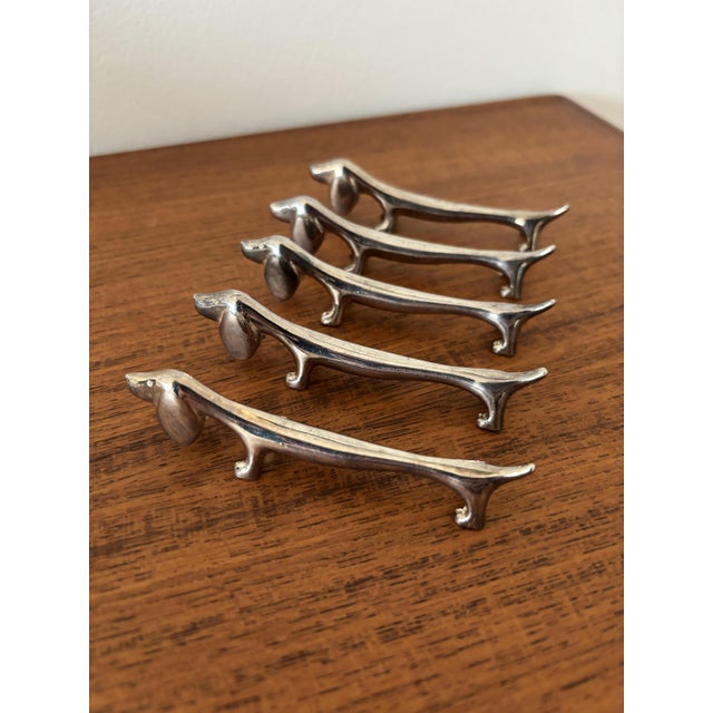 Metal Vintage Dachshund Knife Rests in Metal, 1980s, Set of 5 For Sale - Image 7 of 8