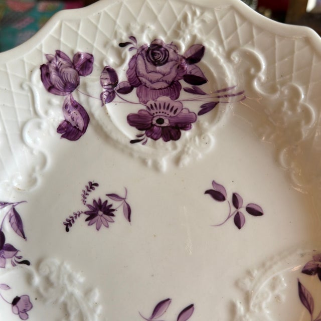 Farmhouse Set of 21 Antique Job Ridgway Cauldon Place Dessert Plates, Pattern B1154, Circa 1808-1814 For Sale - Image 3 of 12