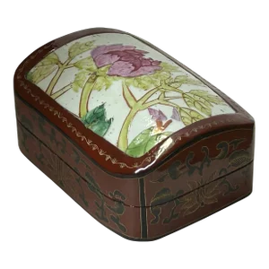 Chinese Old White Base Pink Flower Plant Porcelain Art Lacquer Box