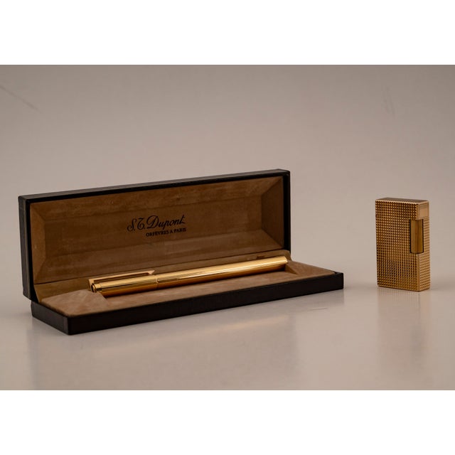 Gold-Plated Standard Lighter and Vermeil Piston Fountain Pen from S.T. Dupont, 1970s, Set of 2 For Sale - Image 10 of 18