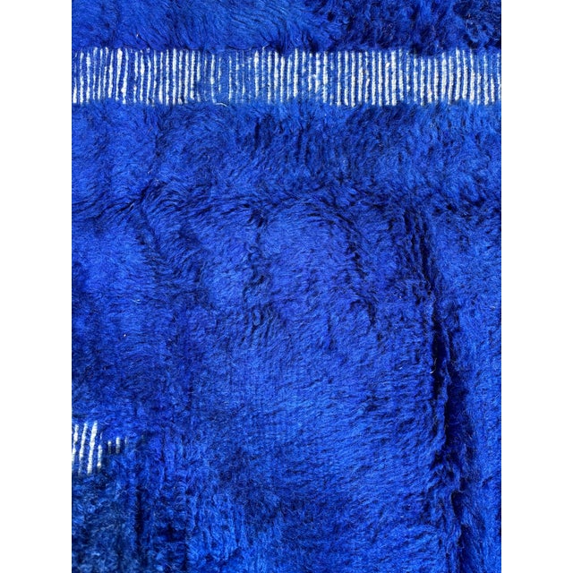 Mid-Century Modern Moroccan Beni Mrirt Rug in Handmade Wool, 2010s For Sale - Image 3 of 10