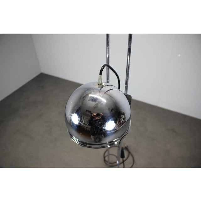 Italian Space Age Adjustable Chrome Floor Lamp, 1960s For Sale - Image 4 of 14