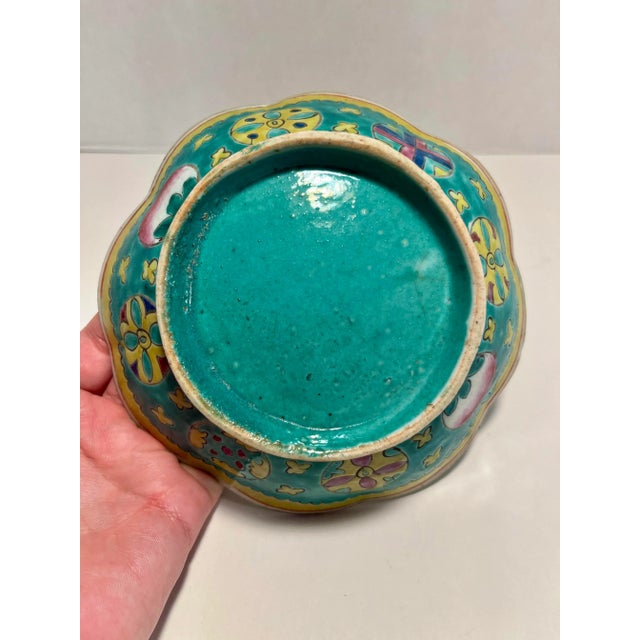 Antique 19th Century Chinese Porcelain Qing Dynasty Green Bowl For Sale - Image 4 of 6