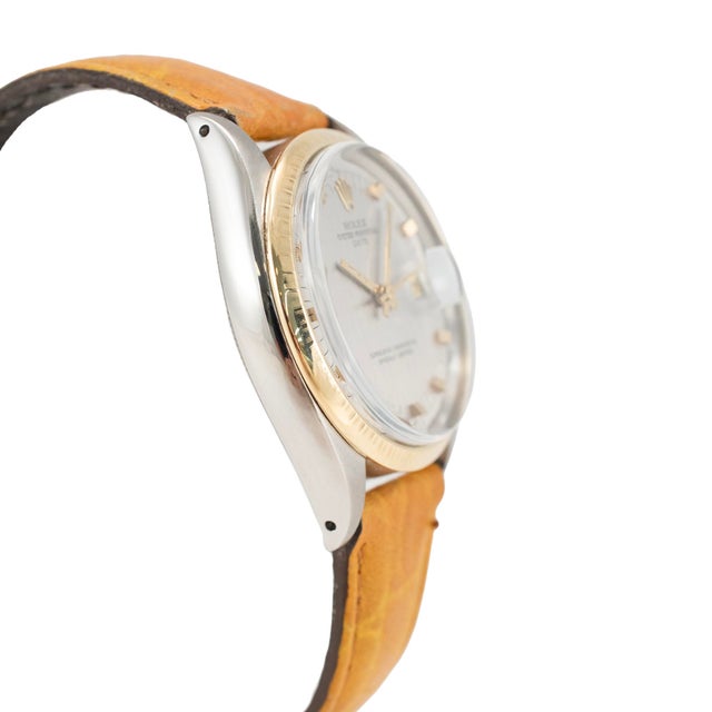 Modern Vintage Rolex Oyster Perpetual Date 34mm 1501 Steel Gold Automatic Watch For Sale - Image 3 of 10