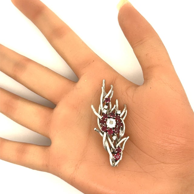 Ruby Diamond 18k White Gold Floral Motiff Brooch For Sale In Los Angeles - Image 6 of 6