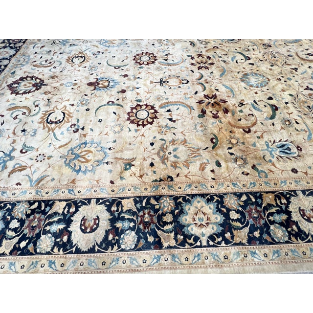 1990s Pakistani Oushak Rug With Blue Boarder For Sale - Image 10 of 11