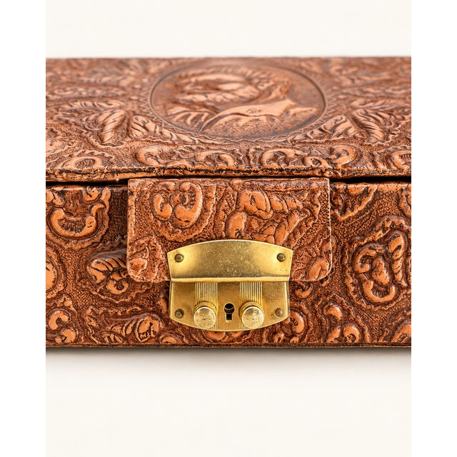 Vintage Spanish Tooled Leather Jewelry Box with Don Quixote, 1960s For Sale - Image 4 of 7