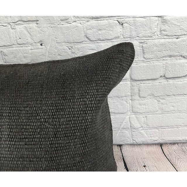 1960s 20 x 20 Hemp Pillow Turkish Cushion Natural Grayish Black Pillow Cushion Cover For Sale - Image 5 of 6