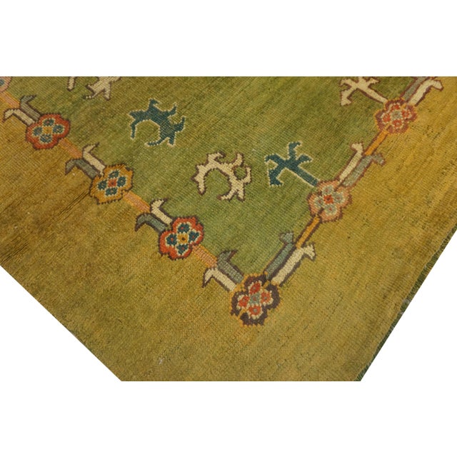 1890s Green Medallion Antique Turkish Oushak Rug 9'3"x12'1" Knotted Wool Carpet For Sale In New York - Image 6 of 8