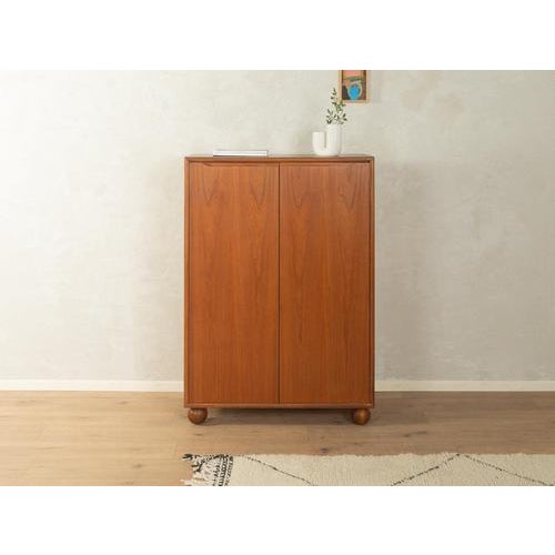1960s dresser very good workmanship. high-quality materials, solid wood edges. Made in Denmark Depth: 42 cm Width: 94 cm...