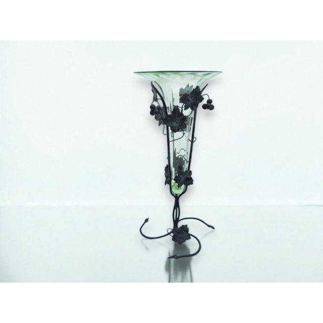 Mid-Century Modern Murano Glass and Wrought Iron Vase attributed to Umberto Bellotto for Barovier and Toso, 1920s For Sale - Image 3 of 13