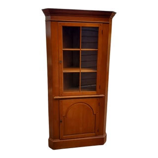 1970s Vintage Lewisburg Furniture Company Corner Hutch Cabinet For Sale