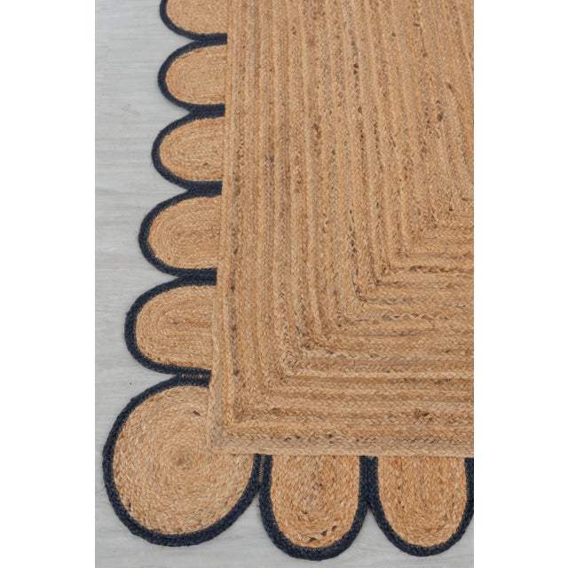 Black Scallop Edge Jute Rug 2x2 Ft. For Sale - Image 6 of 13