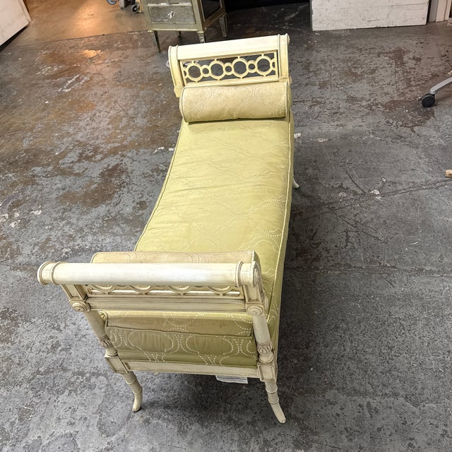 Drexel Heritage Neoclassical Brushed Linen Settee For Sale In San Francisco - Image 6 of 12