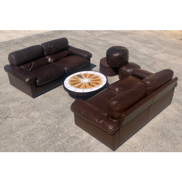 Chocolate Leather 3-Seat Sofas by Tito Agnoli for Poltrona Frau, 1970s, Set of 2 For Sale - Image 12 of 14