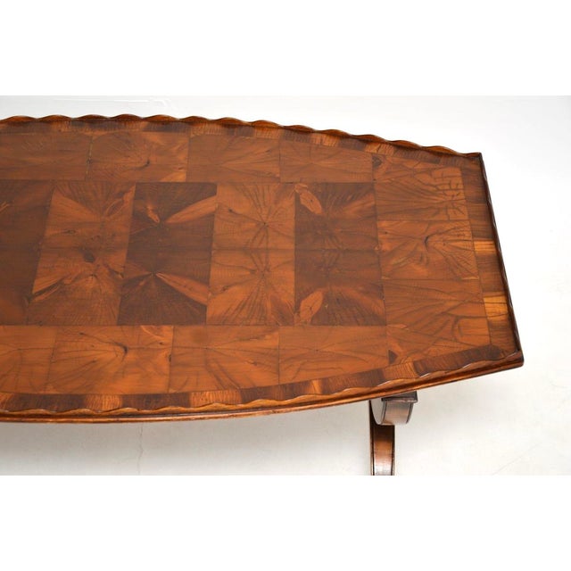 Vintage Oyster Veneer Coffee Table in Yew Wood, 1930s For Sale - Image 6 of 9