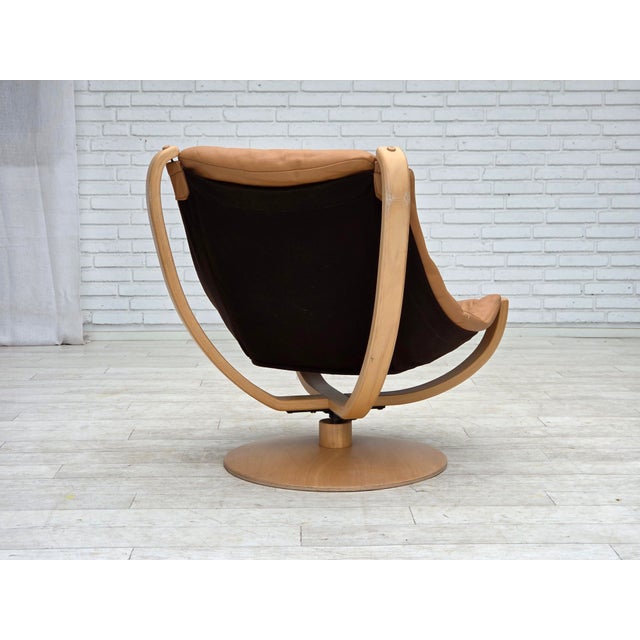 Scandinavian Swivel Armchair in Leather and Bentwood, 1980s For Sale - Image 9 of 18
