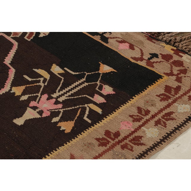 1950s Handwoven Mid-Century Vintage Bessarabian Kilim Rug in Beige Brown Floral Pattern For Sale - Image 5 of 9