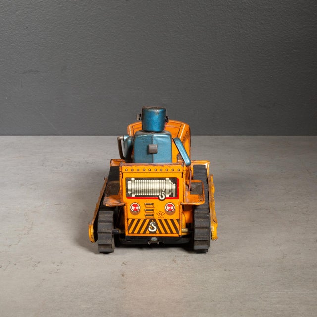 Mid 20th Century Rare Yoshiya Robot Bulldozer Tin Lithograph Toy-Japan c.1955 For Sale - Image 5 of 7