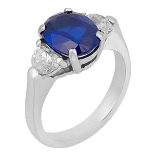 1990s Gia 2.10 Carat Oval Cut Sapphire Diamond Platinum Ring, Size 4.25 For Sale