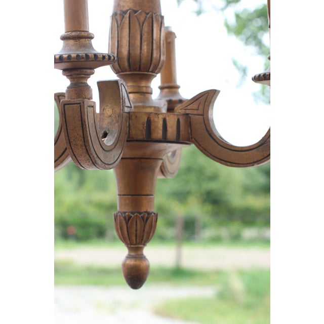 French Neoclassical Five-Light Carved Wood Chandelier with Aged Gold Finish, 1950 For Sale - Image 4 of 8