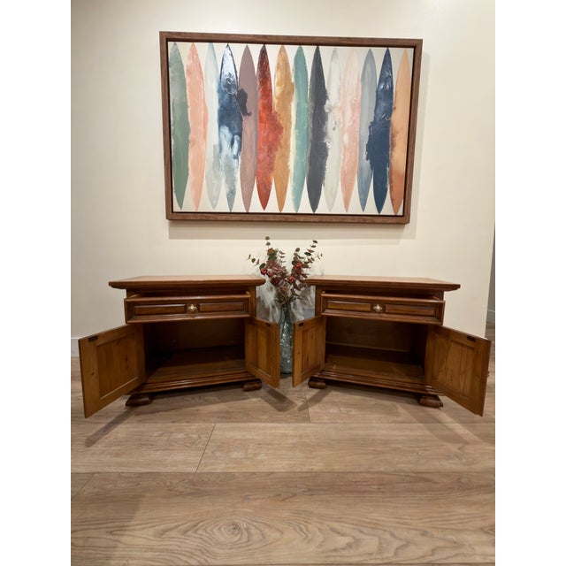 Spanish Revival 1960s Thomasville Monterey 430-130 Matching Pair For Sale - Image 3 of 4