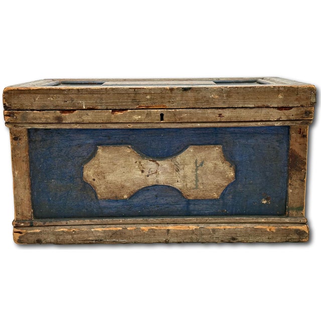 Outstanding Mid 1800s Smaller Size Antique New England Seaboard Pine Carpenters Tool Chest With Great Original Paint - 12 X 13 X 22 Inches For Sale - Image 4 of 18