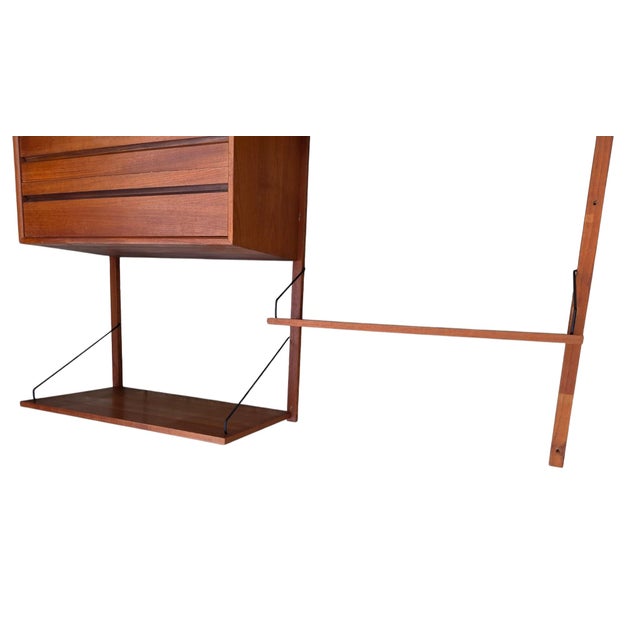 1950 Poul Cadovius Design Wall Mounted Shelf Modular Royal System Teak Cado Unit For Sale - Image 11 of 17