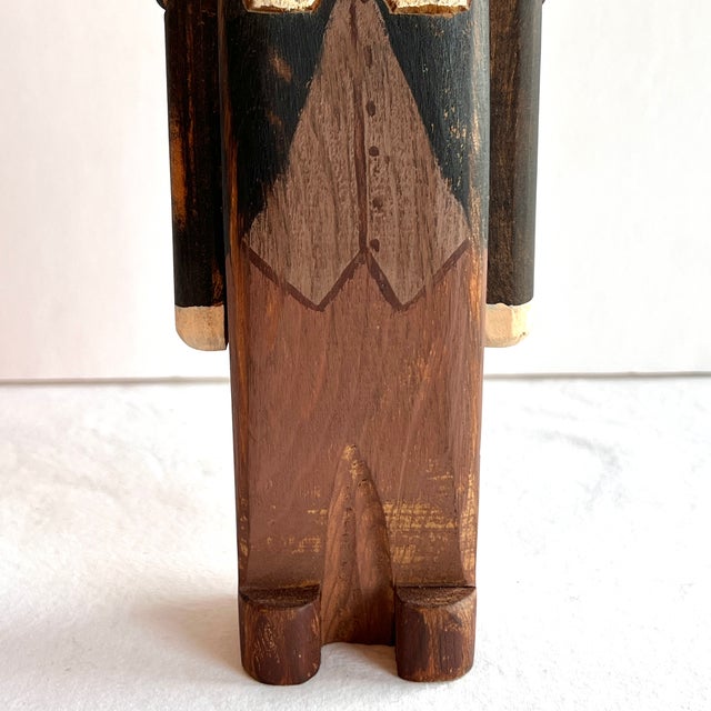 Brown Wolf Creek Folk Art Signed Pilgrim Man Karen Rankin 1989 Wood Carved Painted Figurine For Sale - Image 8 of 13
