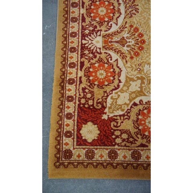 This luxurious rug with mainly yellow and red colors 300x200cm. Let your home shine with this beautiful rug. It has...