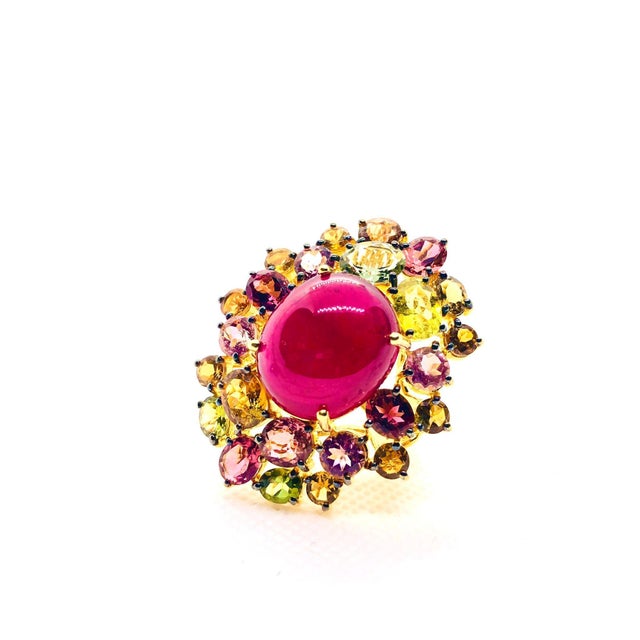 Bochic “Orient” Vintage Natural Ruby, Diamond & Multi Sapphire Ring Set In 18K G For Sale In New York - Image 6 of 11