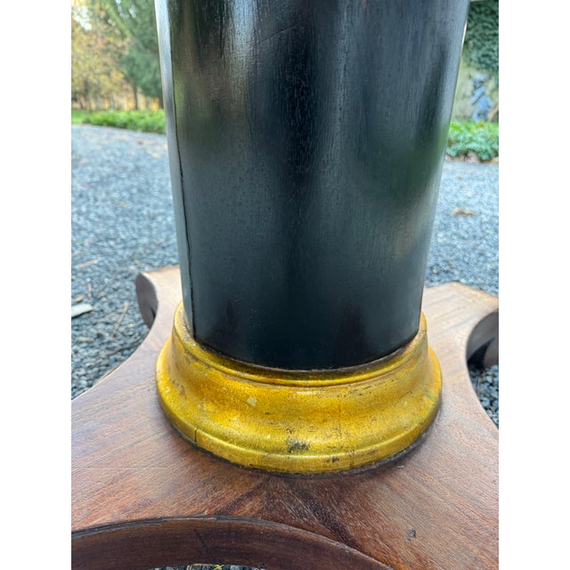 Handsome Antique American Empire Mahogany Round Pedestal Table For Sale In New York - Image 6 of 11