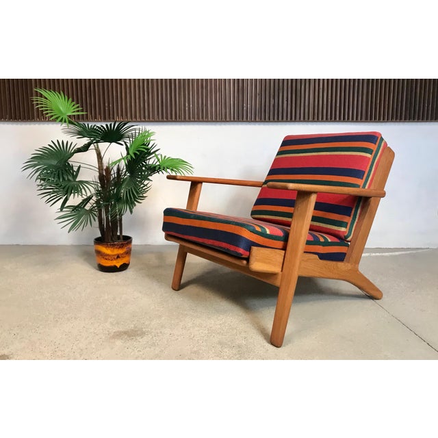 Mid-Century Modern GE-290 Plank Chair by Hans J. Wegner for Getama For Sale - Image 3 of 18