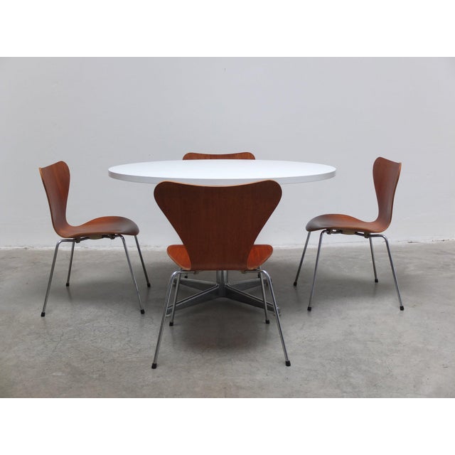 Space Age Round Dining Table, 1970s For Sale - Image 13 of 16