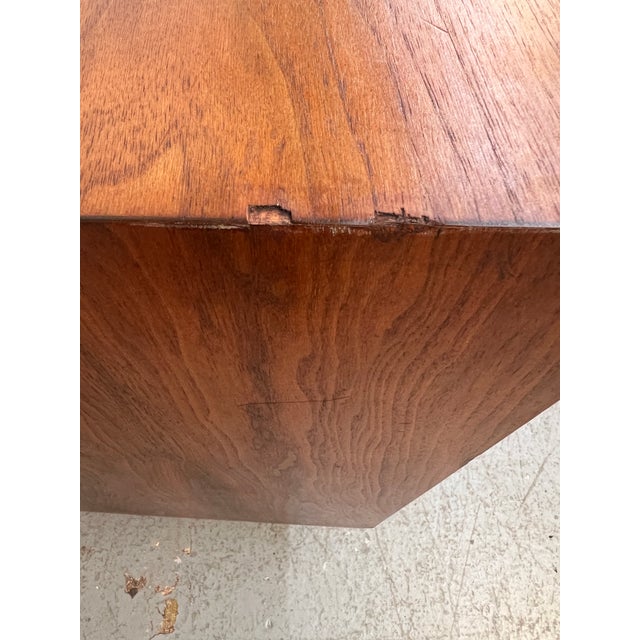 Mid-Century Nine Drawer Walnut 'Elegette' Dresser by Furnette Industries For Sale - Image 16 of 18