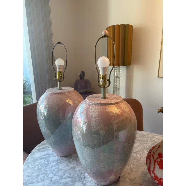 Mutual Sunset Lamp Co. 1980’s Postmodern Iredescent Pastel Drip Glaze Monolith Lamps by Sunset For Sale - Image 4 of 10