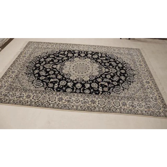 Wood Middle Eastern Hand-Knotted Rug in Silk For Sale - Image 7 of 11