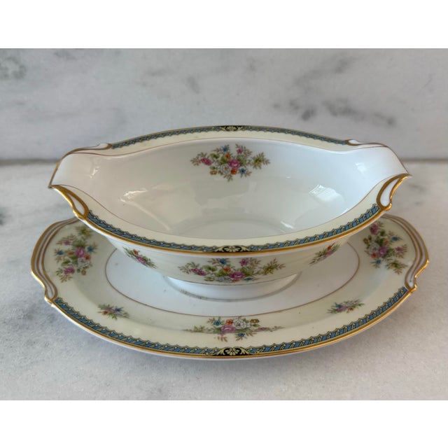 Set of 2 vintage serving dishes with floral pattern and gold trim around the edge. Made by Japanese tableware company...