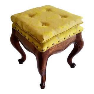 Late 20th Century Solid Oak Queen Anne Style Footstool For Sale