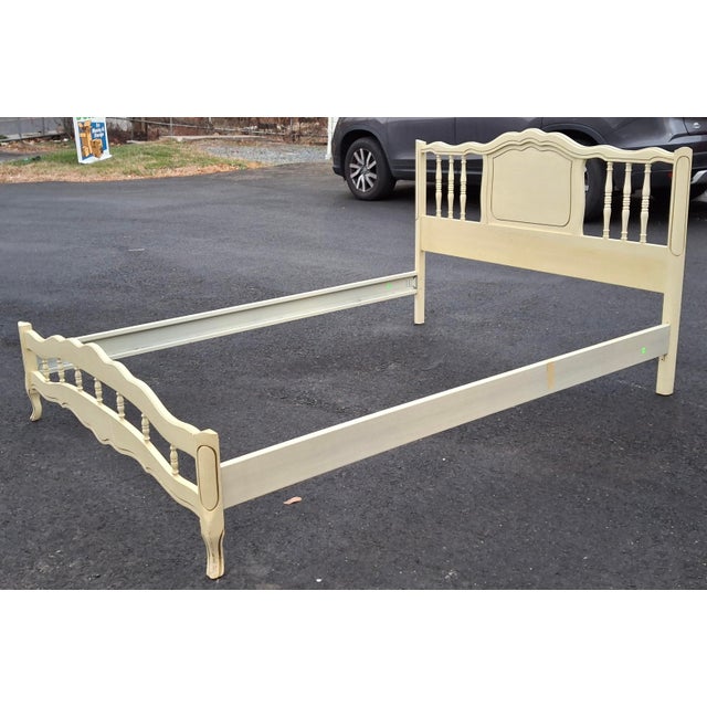 Mid Century French Provincial Style Cream Painted and Partial Gilt Full Size Bed For Sale - Image 4 of 10