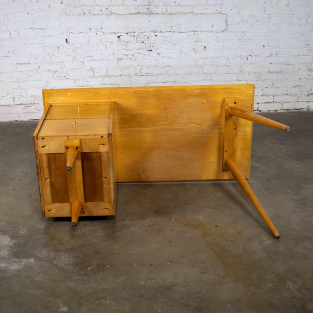 Mid-20th Century MCM Maple Student Desk #1560 Planner Group for Winchendon by Paul McCobb For Sale - Image 18 of 18