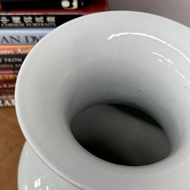 White Glazed Ceramic Vase with Foo Dog Handles For Sale - Image 9 of 9