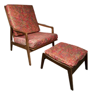 Mid 20th Century Vintage Floral Lounge Chair and Ottoman