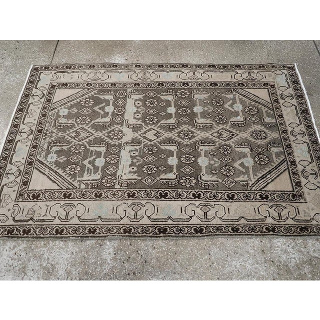 Galerie Shabab Collection Mid-20th Century Persian Malayer Throw Rug For Sale - Image 4 of 7